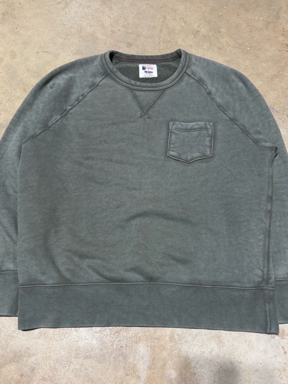 Champion Todd Snyder Sweatshirt Mens L Washed Green Pocket Running Man Crewneck